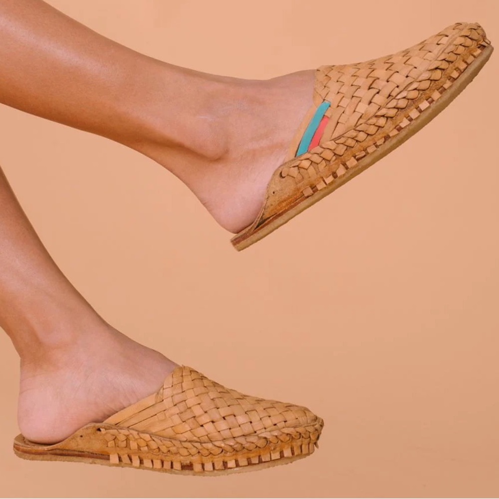 mohinders Woven Slide in Natural + Stripes